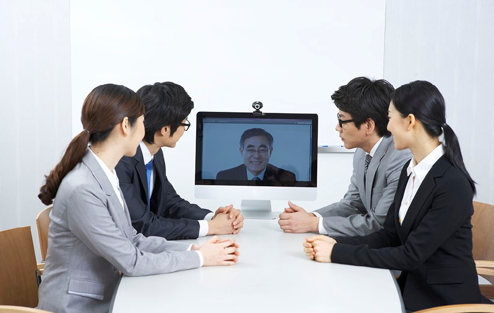软件视频会议改善员工出差无法参加会议问题